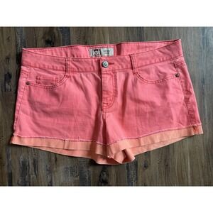 l.e.i. Juniors Of Ashley Low Rise Cuffed Distressed Jean Shorts Size 17 Reg